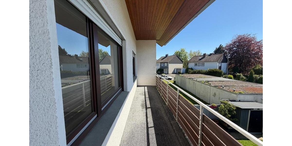 Etagenwohnung Lemgo - 4 Zimmer, 97 m&sup2;, 350&euro; | Angebot:26381684
