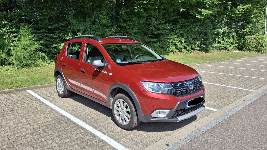 Dacia Sandero 28.300 km 9.000 &euro; Freiamt 79348