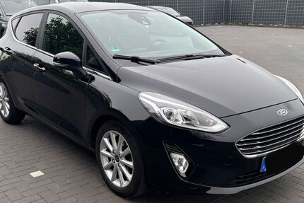 Ford Fiesta 79.000 km 9.999 &euro; Krefeld 47800
