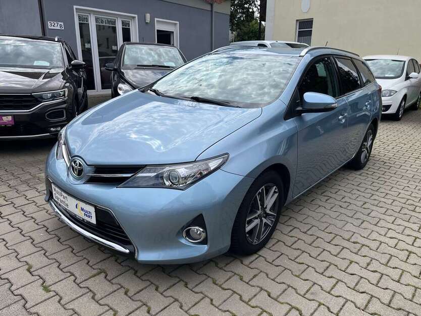 Auris