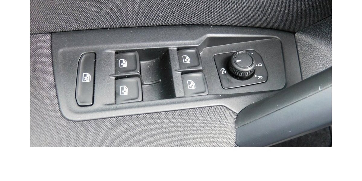 VW Tiguan 1.5 Comfortline Klima TSI Navi 34.700 km 24.990 &euro; Vordorf 38533