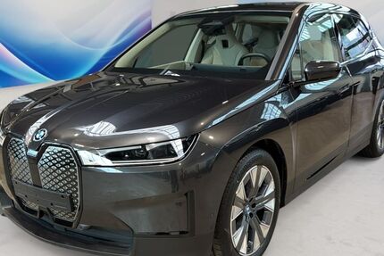 BMW iX 6.277 km 66.900 &euro; Oldenburg 26135