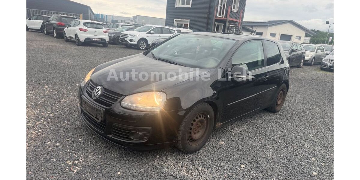 VW Golf 206.000 km 699 &euro; Lich 35423