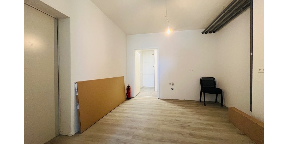Moderne Gewerbeimmobilie (BJ 2023) mit offener und geschlossener Werkhalle, Büro und Wohnung - Gewerbeobjekt Horb am Neckar | Angebot:26131652