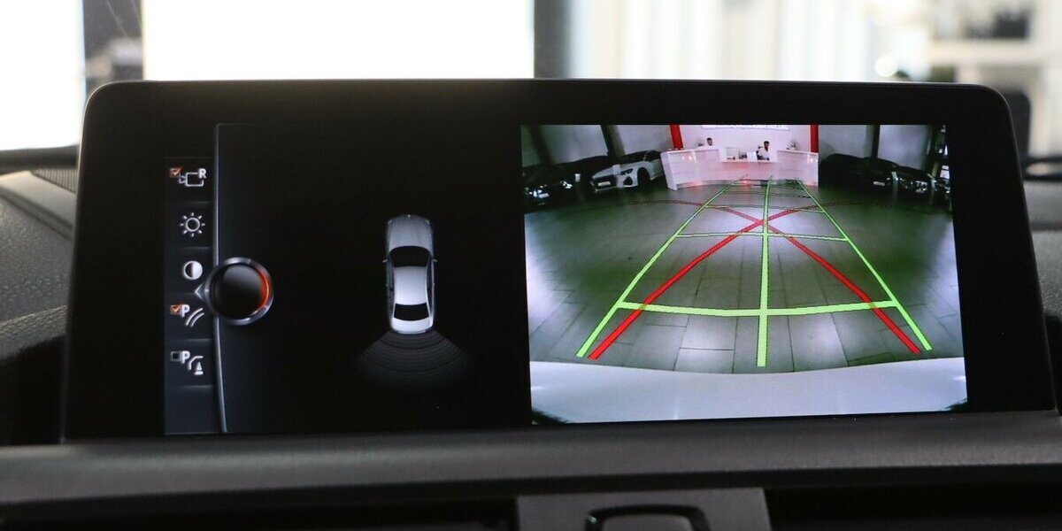 BMW M2 Coupe DKG / BI-XENON, LEDER, NAVI-PRO+KAMERA 90.000 km 35.992 € Hamm 59077