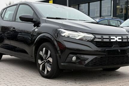 Dacia Sandero 9.500 km 18.490 &euro; Wiesmoor 26639