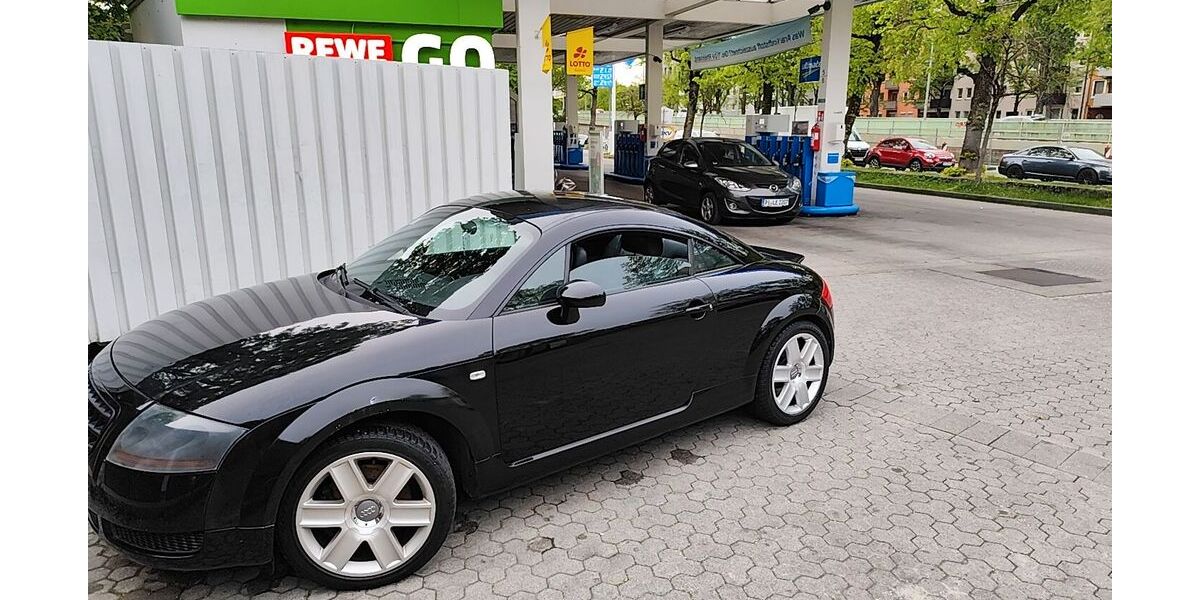 Audi TT 312.000 km 2.900 &euro; München 80992