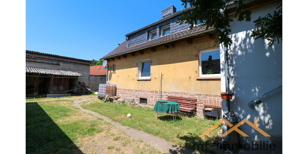 1-2 Familien-Haus in Altenhausen Doppelhaushälfte in ruhiger Lage - Doppelhaushälfte Altenhausen Börde | Angebot:11383036