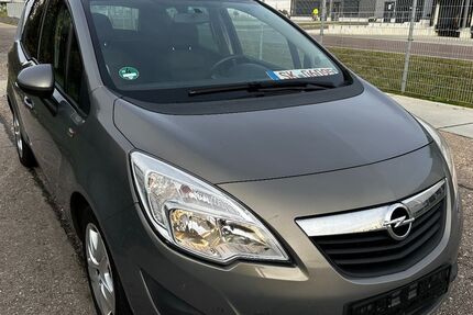 Opel Meriva 284.000 km 2.499 &euro; HALLE 06116