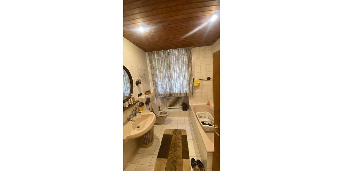 Mehrfamilienhaus, Wohnhaus Volkach - 9 Zimmer, 415.000&euro; | Angebot:25771720