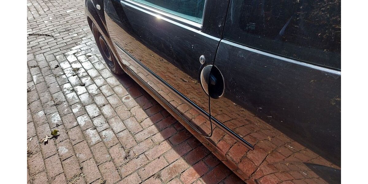 Renault Twingo 103.038 km 3.000 &euro; Lichtenhaag 84175