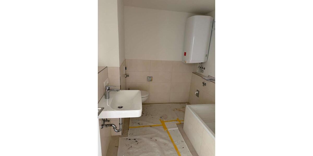 Dachgeschoßwohnung Traunstein - 3 Zimmer, 85 m&sup2;, 1.100&euro; | Angebot:25416726