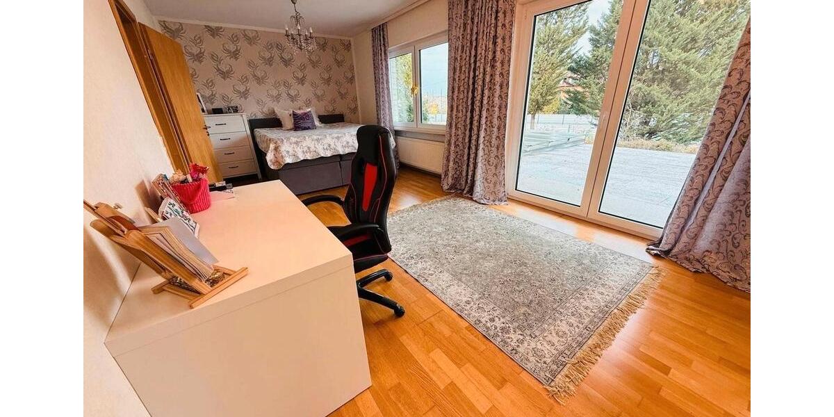 Mehrfamilienhaus, Wohnhaus Würzburg Heuchelhof - 7 Zimmer, 210 m&sup2;, 795.000&euro; | Angebot:25396588