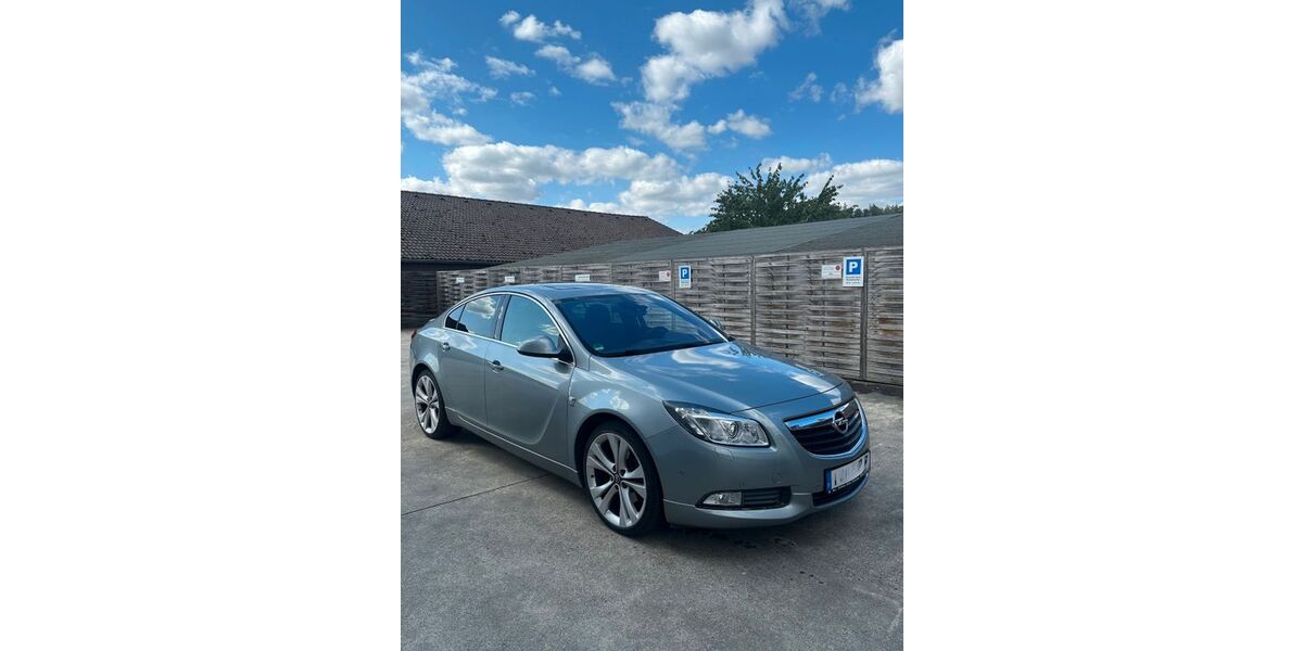 Opel Insignia 136.500 km 12.500 &euro; Frankenberg 35065
