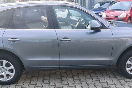 Audi Q5 145.000 km 16.900 &euro; Neukirchen-Vluyn 47506