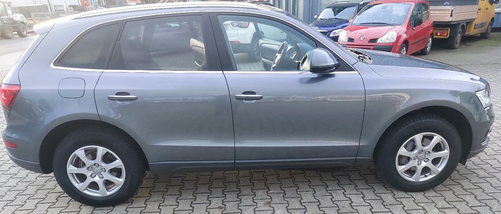 Audi Q5 145.000 km 16.900 &euro; Neukirchen-Vluyn 47506