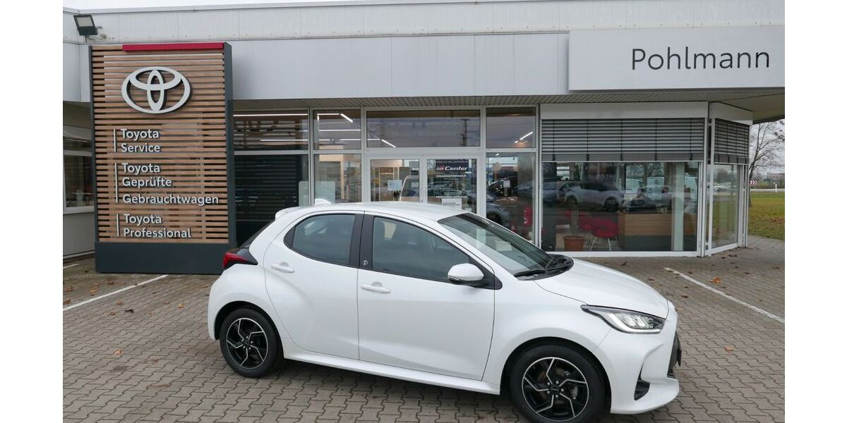 Toyota Yaris 14.900 km 19.930 &euro; Zeithain 01619