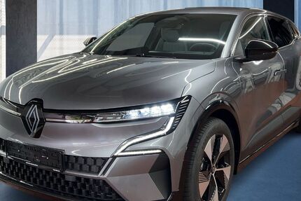 Renault Megane E-TECH 1.438 km 35.960 € Köln 50939