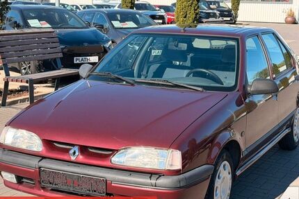 Renault R 19 60.181 km 1.990 &euro; Rostock-Warnemünde 18119