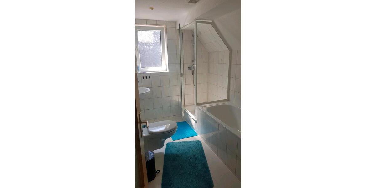 Dachgeschoßwohnung Lilienthal - 3 Zimmer, 65 m&sup2;, 495&euro; | Angebot:26102095