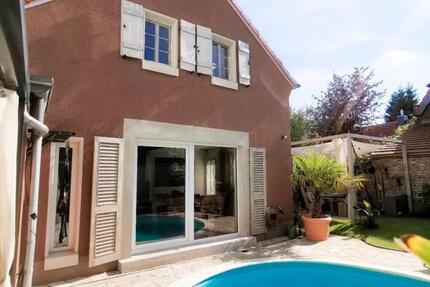 Ferienimmobilie Köln Kalk - 300&euro; | Angebot:26003442