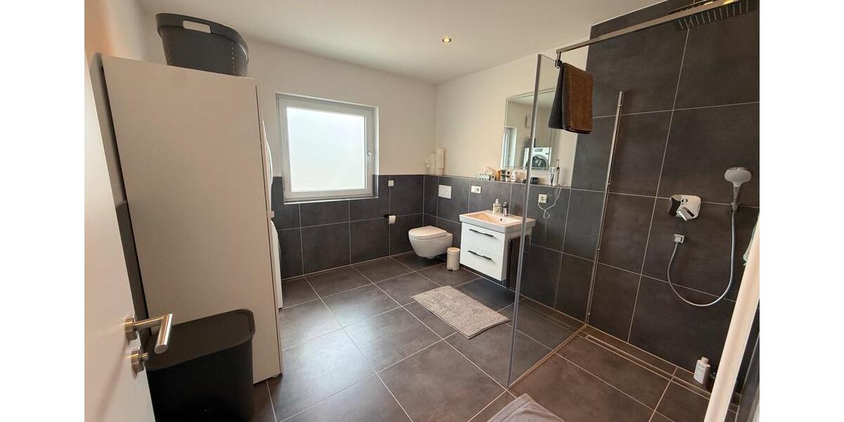 Dachgeschoßwohnung Sinsheim - 3 Zimmer, 87 m&sup2;, 419.000&euro; | Angebot:25922397