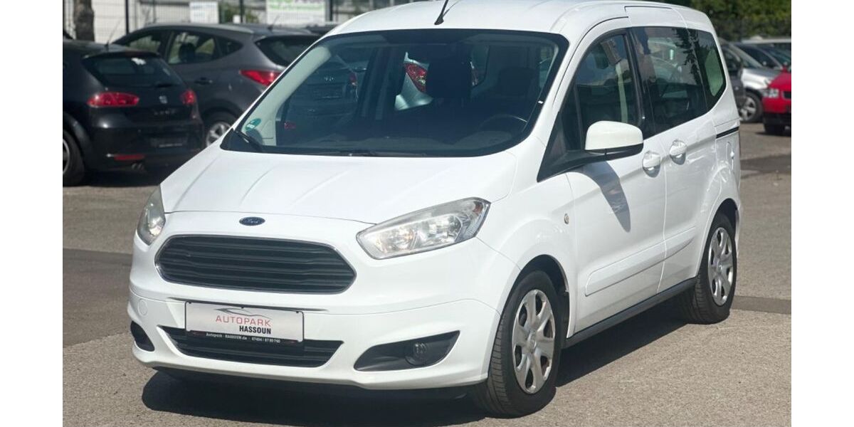 Ford Tourneo Courier 172.898 km 4.999 &euro; Sulz a. N 72172