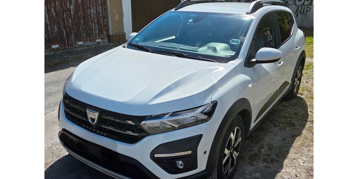 Dacia Sandero 56.100 km 13.500 &euro; Saalfeld 07318