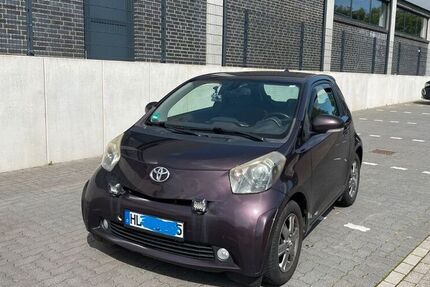 Toyota IQ