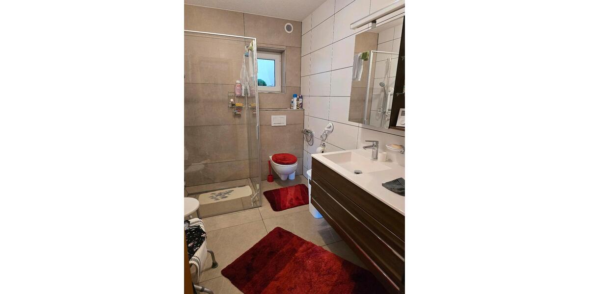 Etagenwohnung Wiehl - 3 Zimmer, 93 m&sup2;, 950&euro; | Angebot:26305489