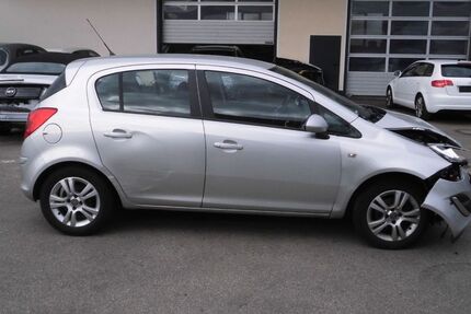 Opel Corsa 125.000 km 950 € Burgau 89331
