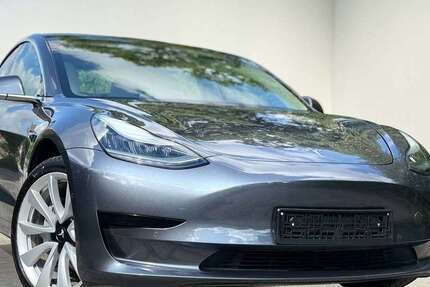 Tesla Model 3 36.973 km 19.999 &euro; Potsdam 14482