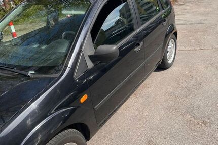 Ford Fiesta 198.000 km 1.650 &euro; Dortmund 44369