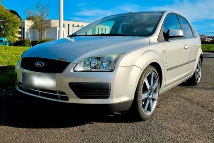 Ford Focus 126.700 km 4.499 &euro; Aachen 52080