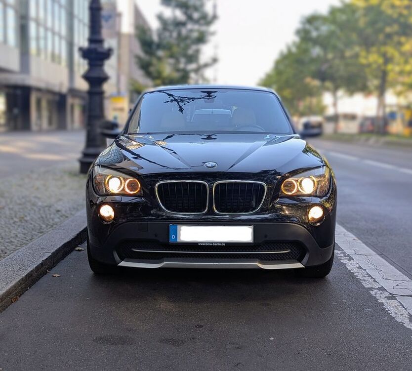 X1