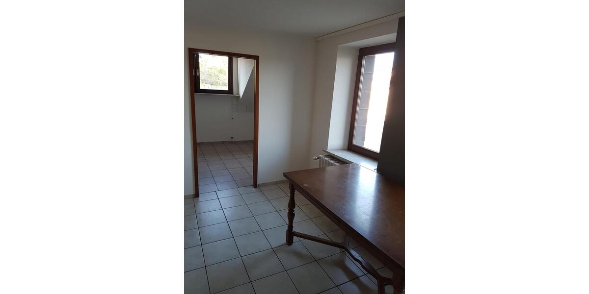 Wohnung Wadgassen, Zentrale Lage, 4 Z,K,Bad, Kellerraum 4 zimmer