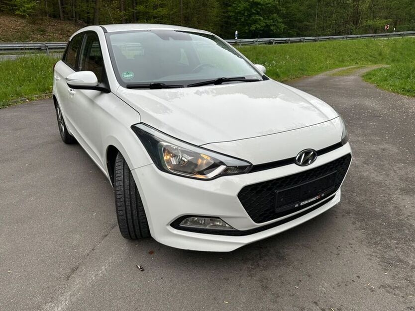 i20
