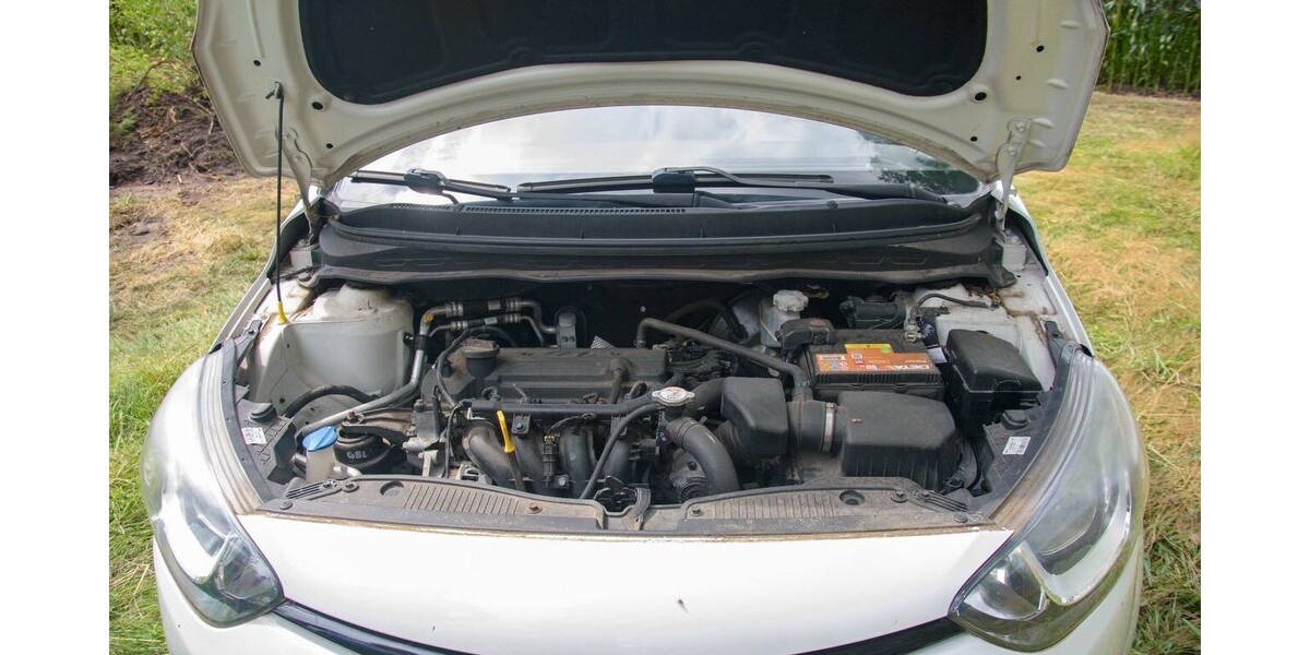 Hyundai i20 193.000 km 5.800 &euro; Visselhövede 27374