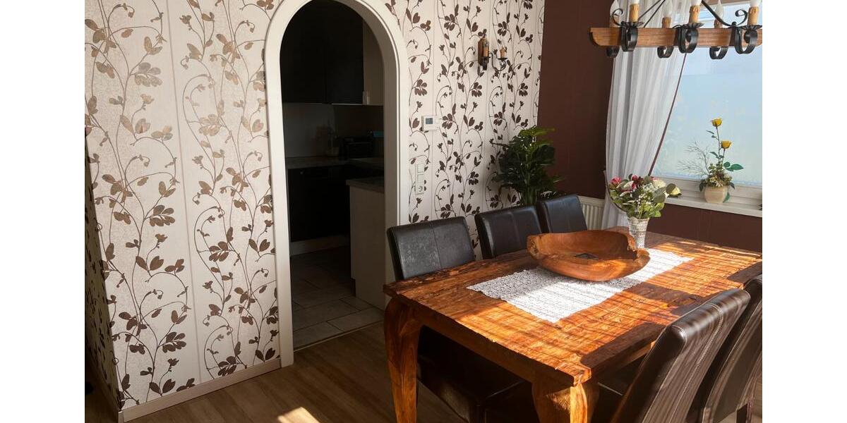 Einfamilienhaus Bernau bei Berlin - 7 Zimmer, 180 m&sup2;, 550.000&euro; | Angebot:26933007