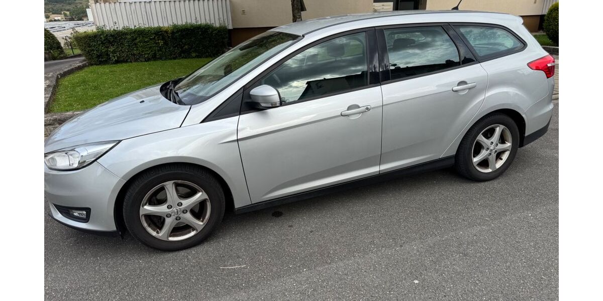 Ford Focus 220.000 km 4.999 &euro; Tauberbischofsheim 97941