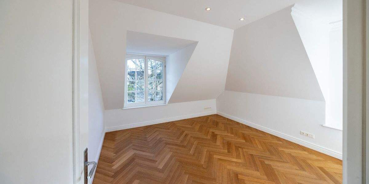 Doppelhaushälfte Meerbusch / Büderich Büderich - 7 Zimmer, 289 m&sup2;, 8.500&euro; | Angebot:23130337