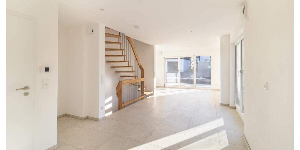 Reihenendhaus Raubling Nicklheim - 3 Zimmer, 100 m&sup2;, 719.500&euro; | Angebot:25684078