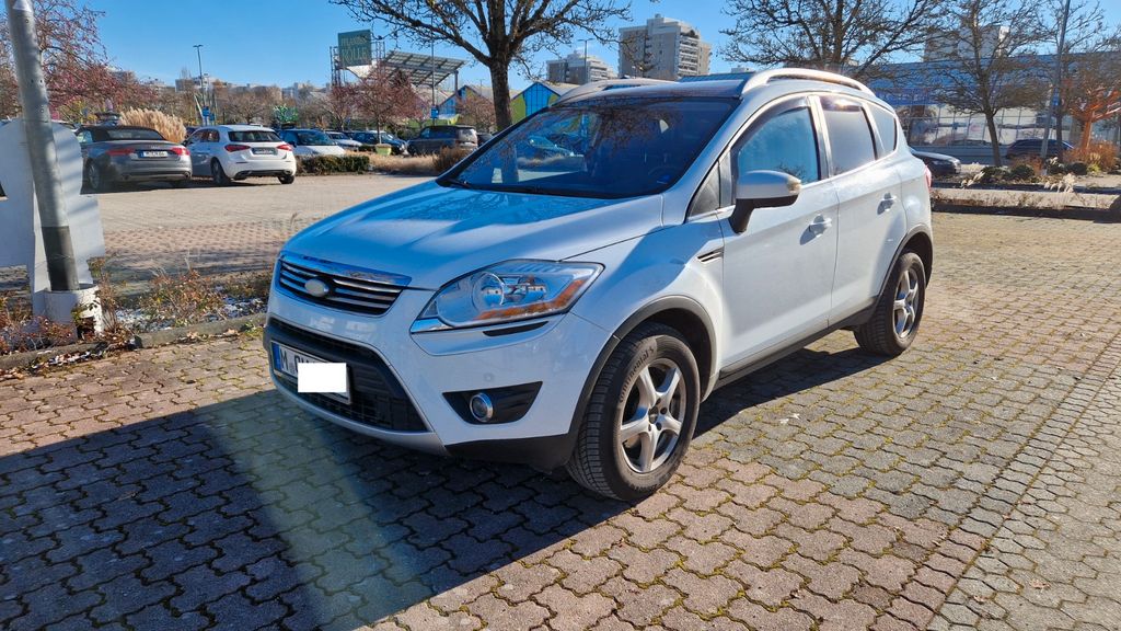 Ford Kuga 134.800 km 8.990 &euro; Taufkirchen 82024