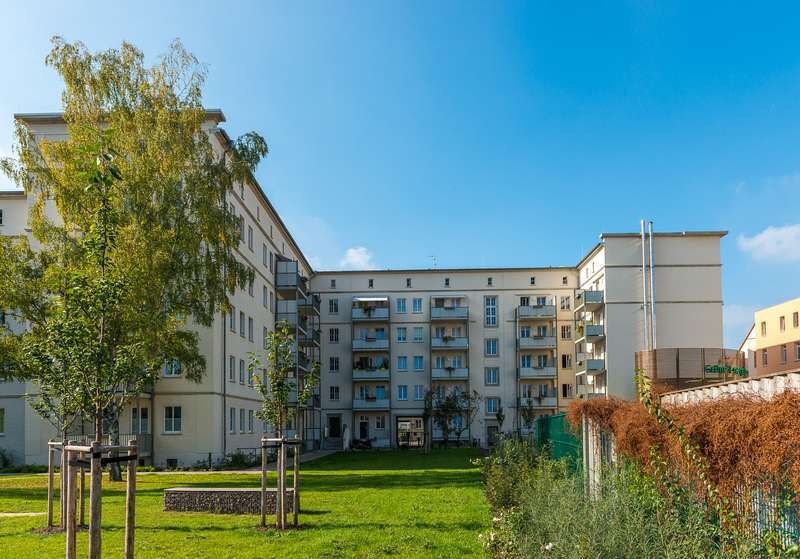 Wohnung zum Mieten in Halle 480 € 66.35 m²