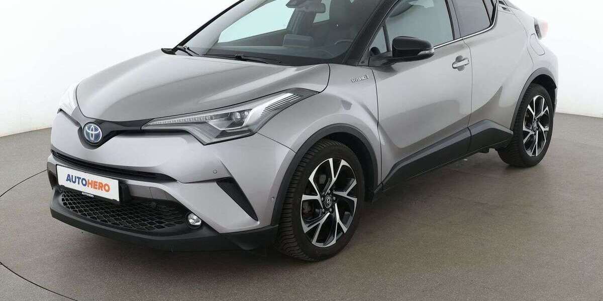 Toyota C-HR 72.654 km 17.190 &euro; Köln 50739