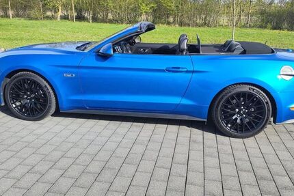 Ford Mustang 42.350 km 42.850 &euro; Nersingen 89278
