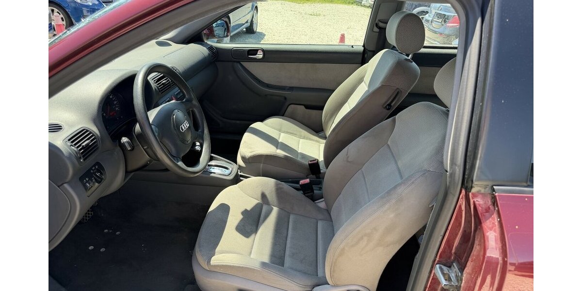 Audi A3 1.6i Attraction Automatik Klima PDC 224.000 km 1.590 &euro; Altdorf 84032