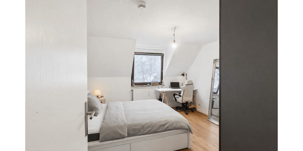 Rahlstedt von oben. Schnell verfügbar und modernisiert 2 zimmer