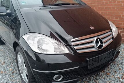 Mercedes-Benz A 170 163.000 km 4.900 € Blender 27337