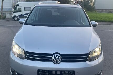 VW Touran 199.000 km 8.999 € Donaueschingen 78166